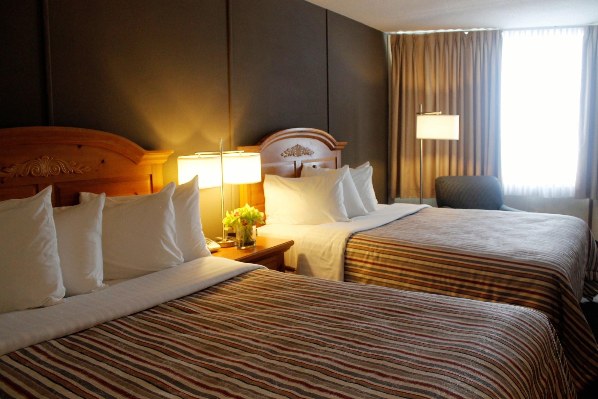 Hotel Confederation Place 2*
