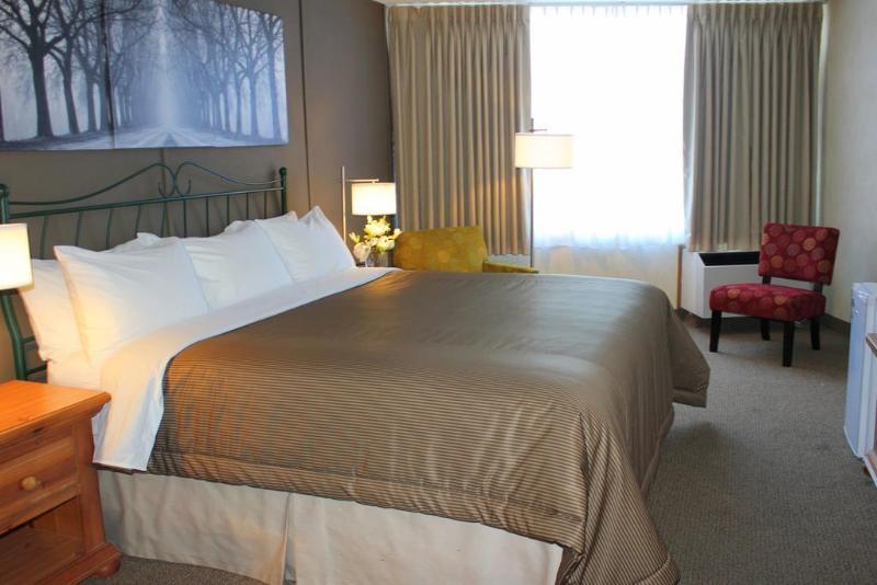Hotel Confederation Place 2*